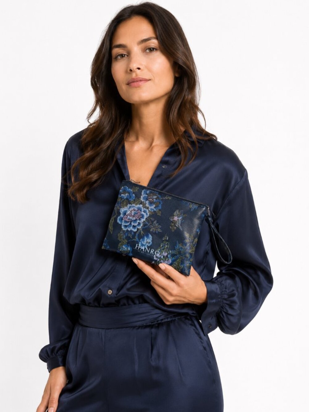 NWOT HANRO FAUX LEATHER NAVY BLUE FLORAL BIRD PRINT ZIPPED COSMETIC POUCH BAG